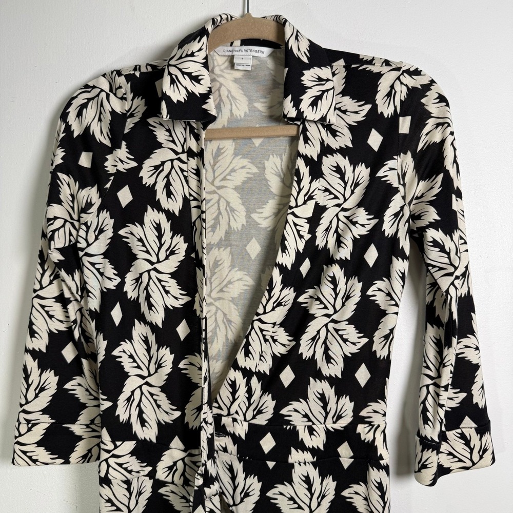 Diane von Furstenberg‎ Wrap Romper Womens 4 Black White Silk Celeste Leaf Print - Picture 9 of 14